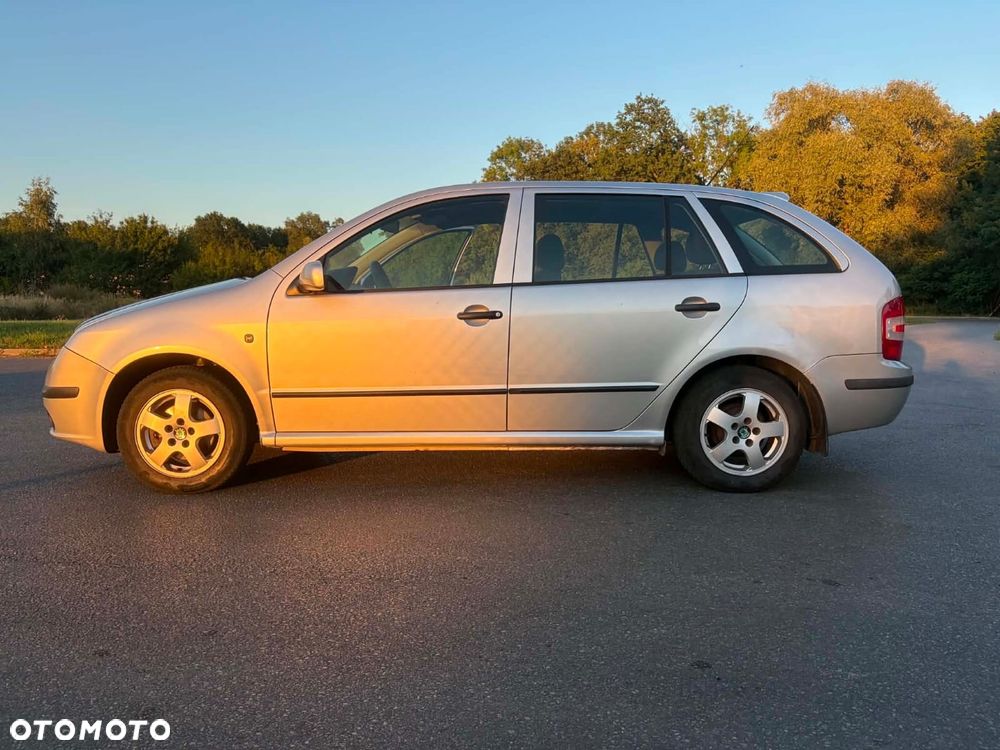 Skoda Fabia - 5