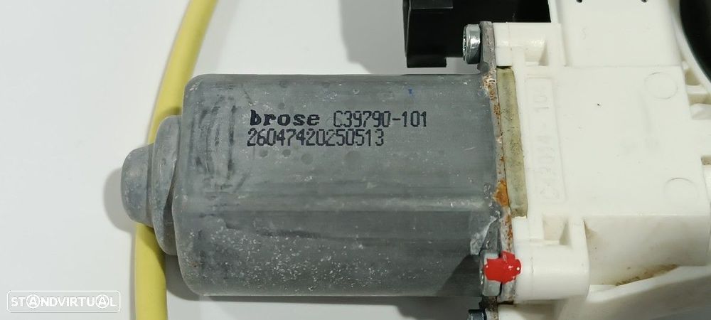 ELEVADOR TRASEIRO ESQUERDO LAND ROVER RANGE ROVER VELAR VELAR - 2