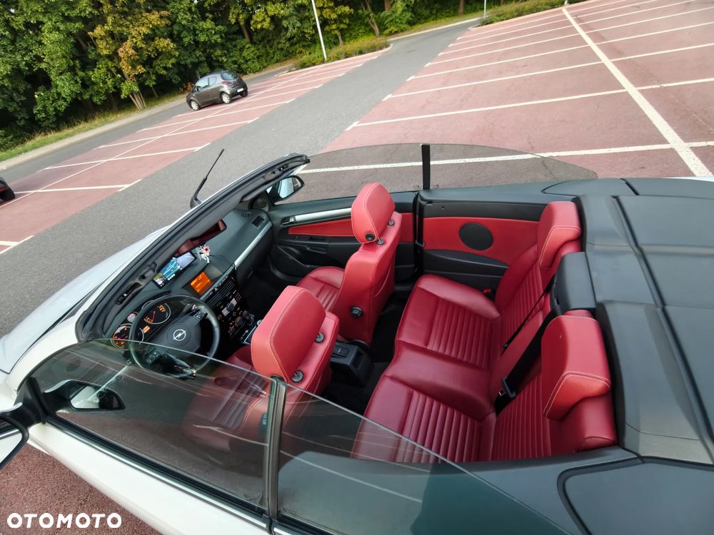 Opel Astra 1.9 CDTI Cosmo - 11