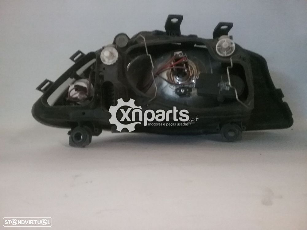 Farol Frente Esq SEAT IBIZA III (6L1) 02.02 - 11.09 usado - 2