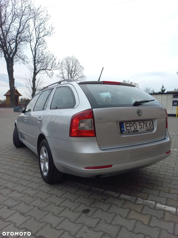 Skoda Octavia 1.6 TDI Active - 3