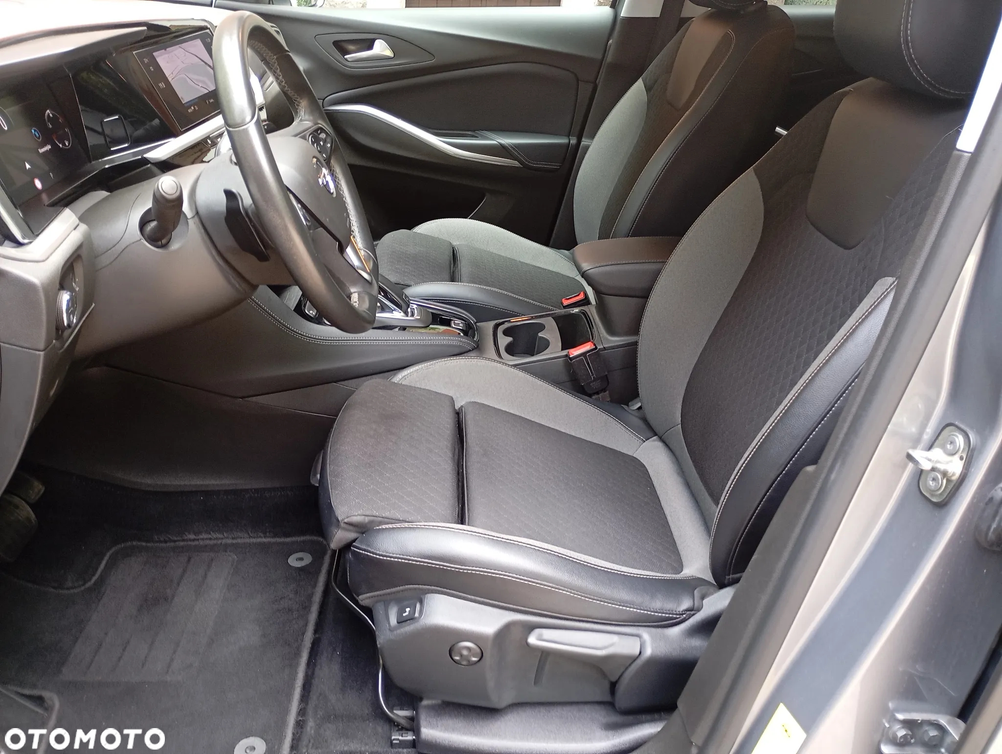 Opel Grandland 1.5 CDTI Business Elegance S&S - 5