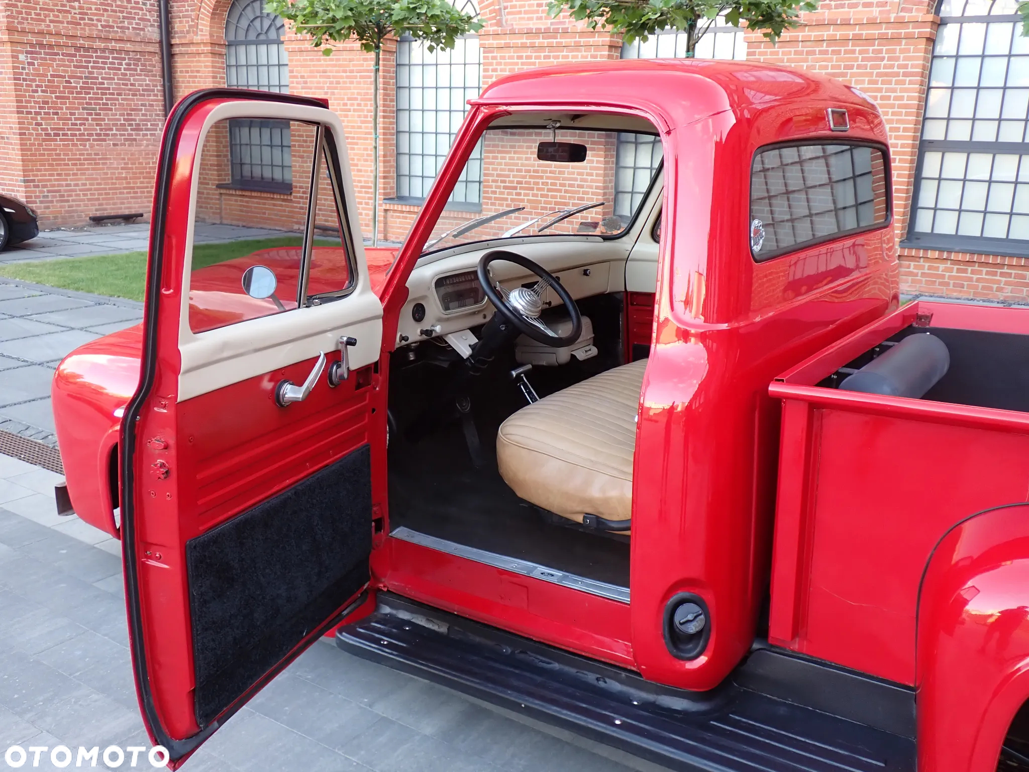 Ford Inny - 35