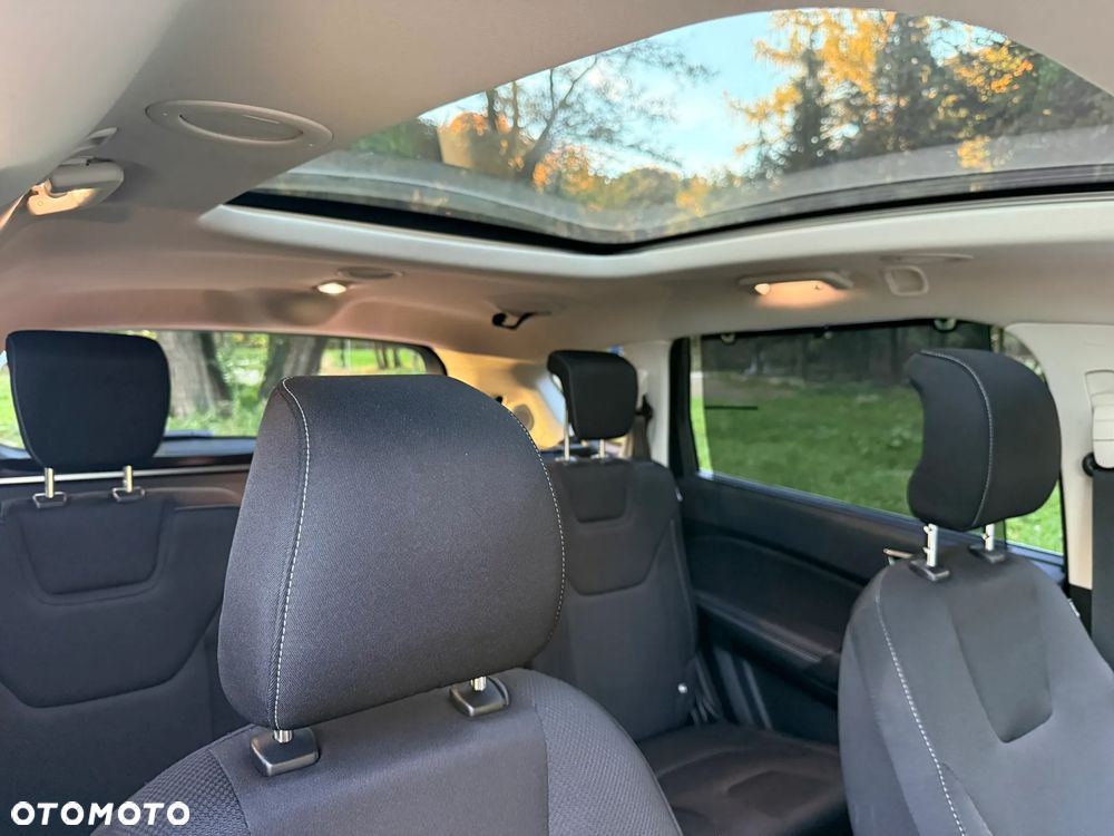 Ford S-Max - 38
