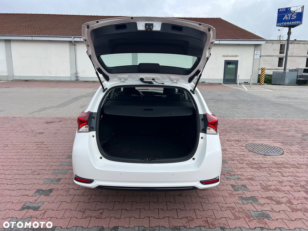 Toyota Auris Hybrid 135 Comfort - 17