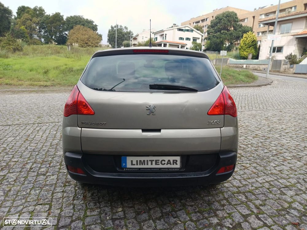 Peugeot 3008 1.6 HDi Premium - 8
