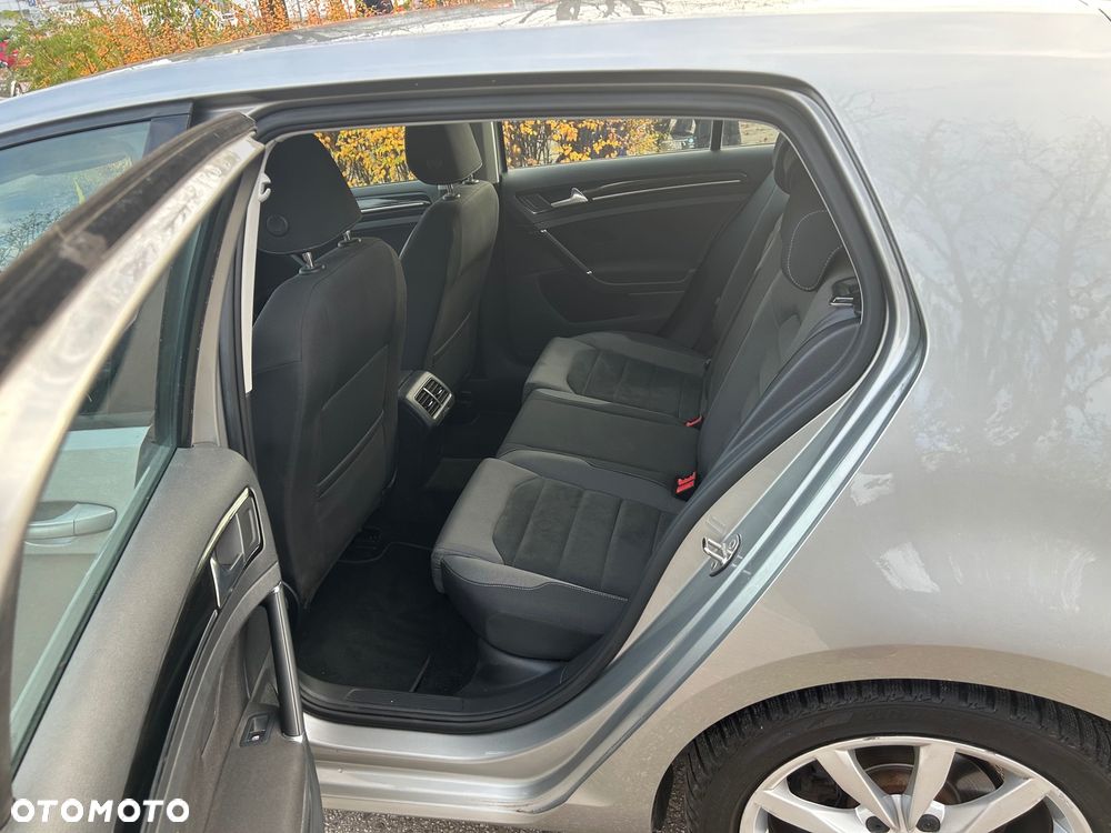 Volkswagen Golf 1.5 TSI BMT Evo Highline DSG - 18