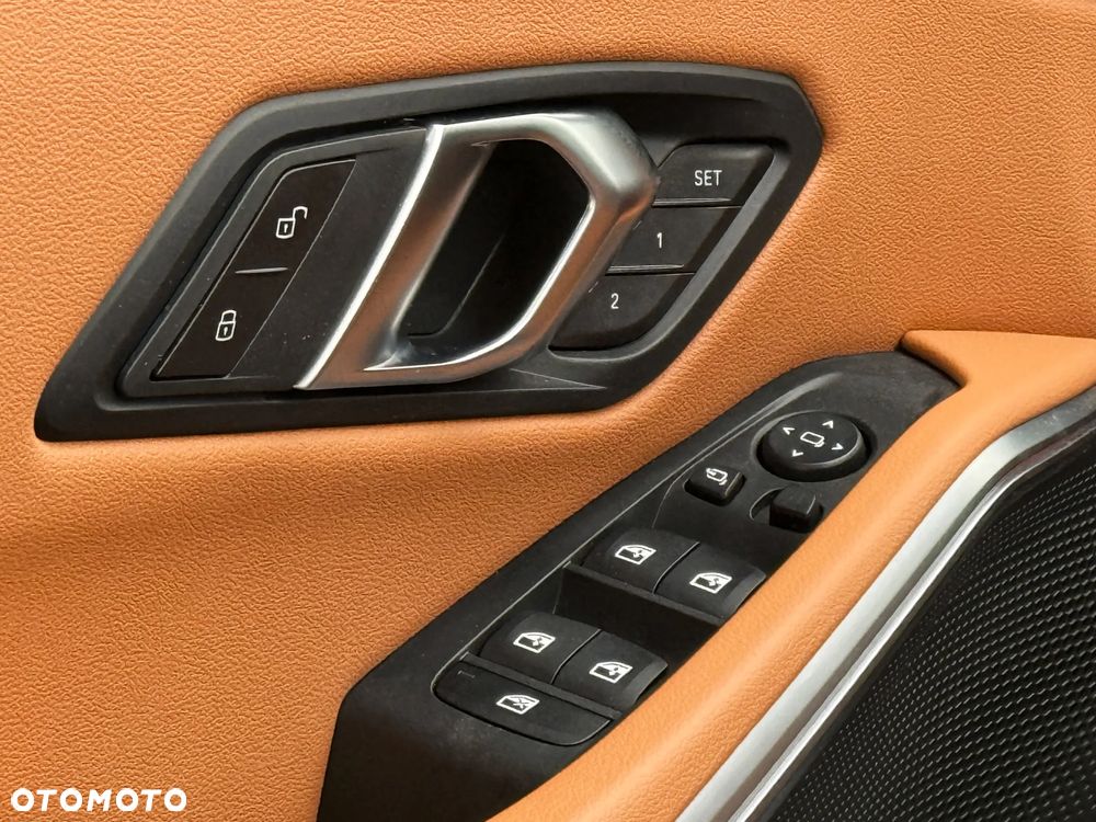 BMW Seria 3 320d xDrive M Sport Sport - 22