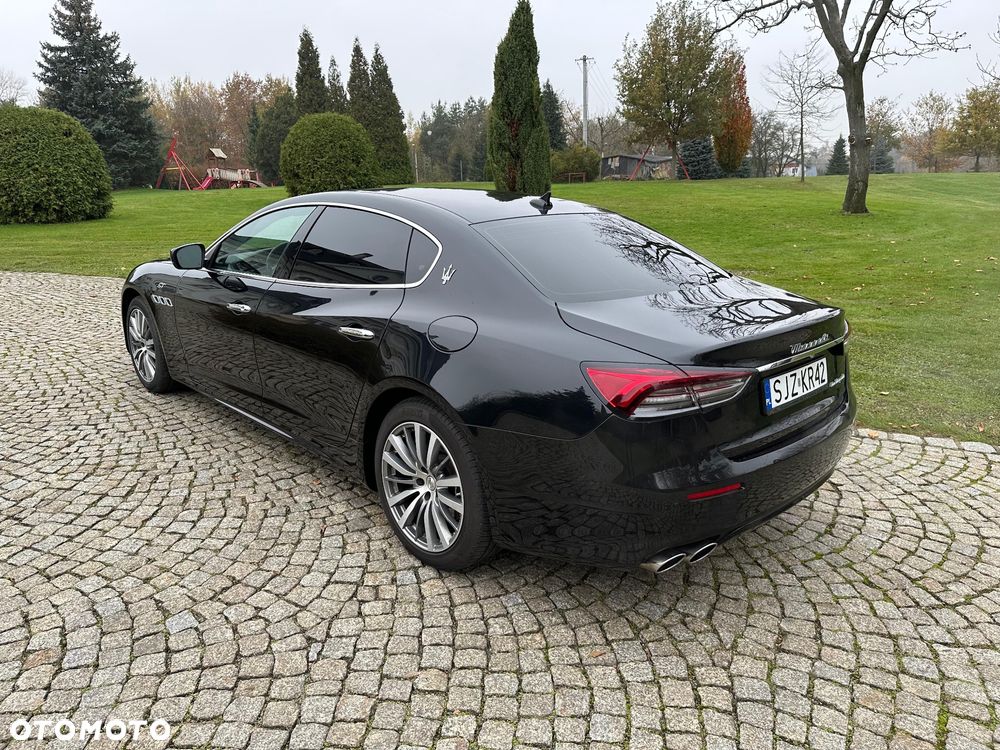 Maserati Quattroporte - 5