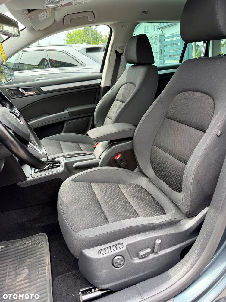 Skoda Superb 2.0 TDI Ambition DSG - 12