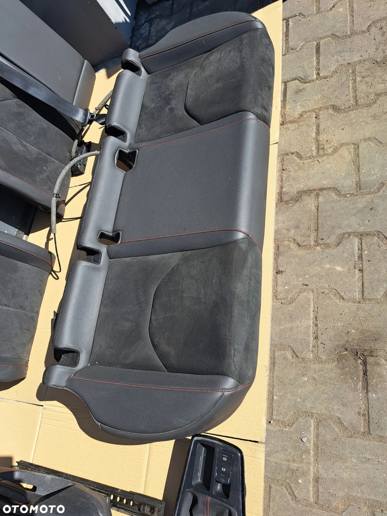 Seat Leon III lift kombi fotele fr komplet kanapa fotel kierowcy pasażera alcantara czerwona nitka - 2