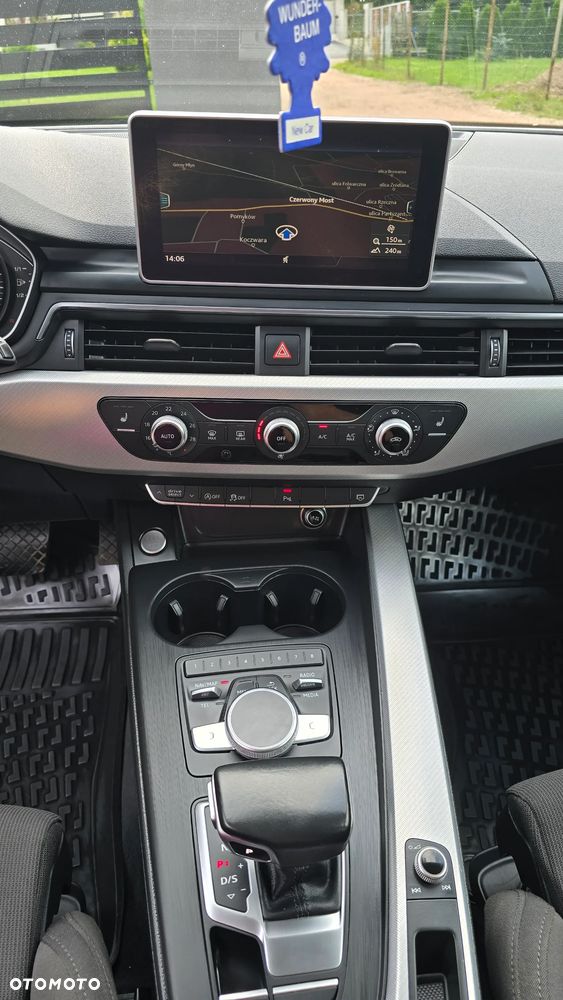 Audi A4 Avant 2.0 TDI ultra S tronic - 19