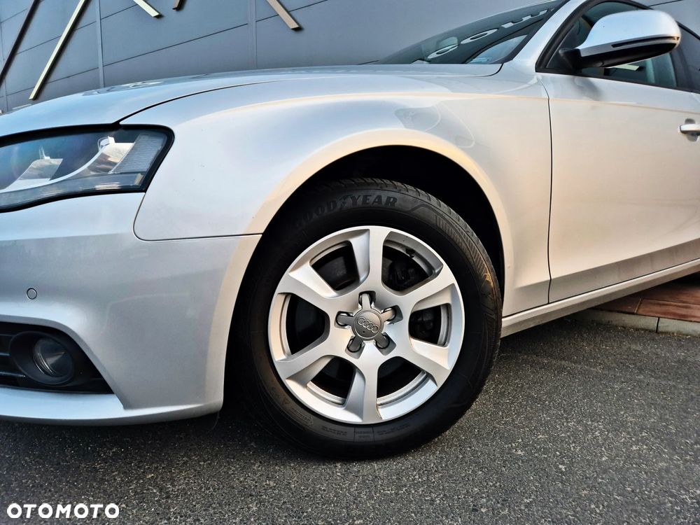 Audi A4 Limousine 2.0 TDI e DPF - 8