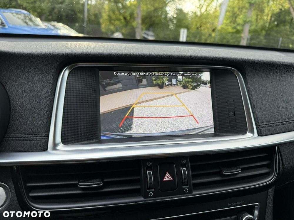 Kia Optima - 24