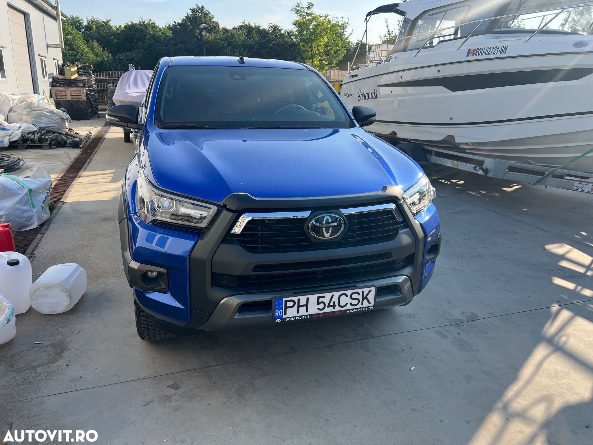 Toyota Hilux 2.8D 204CP 4x4 Double Cab AT Invincible Color Edition - 1