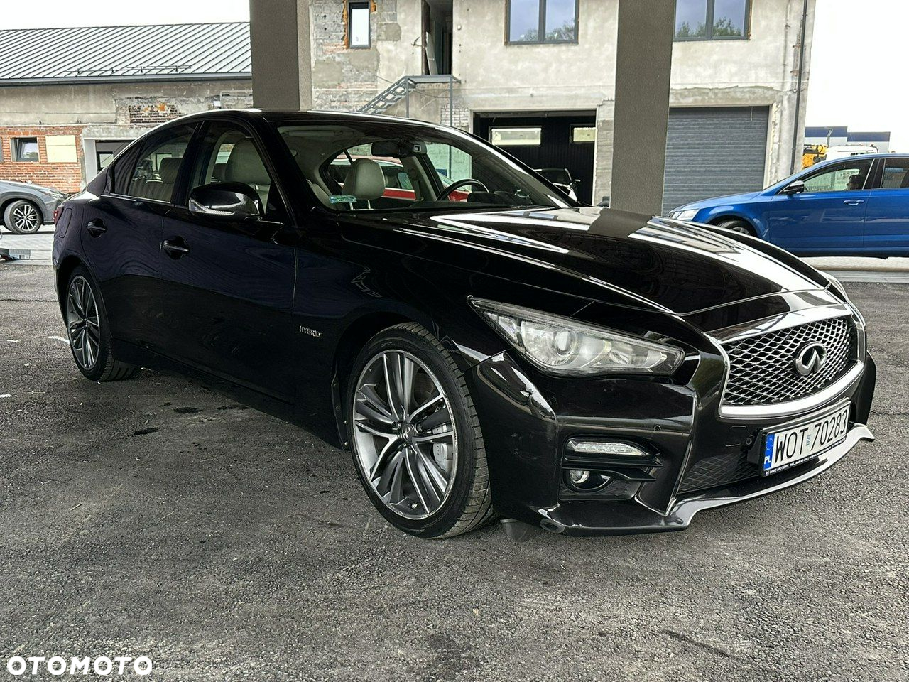 Infiniti Q50 - 8