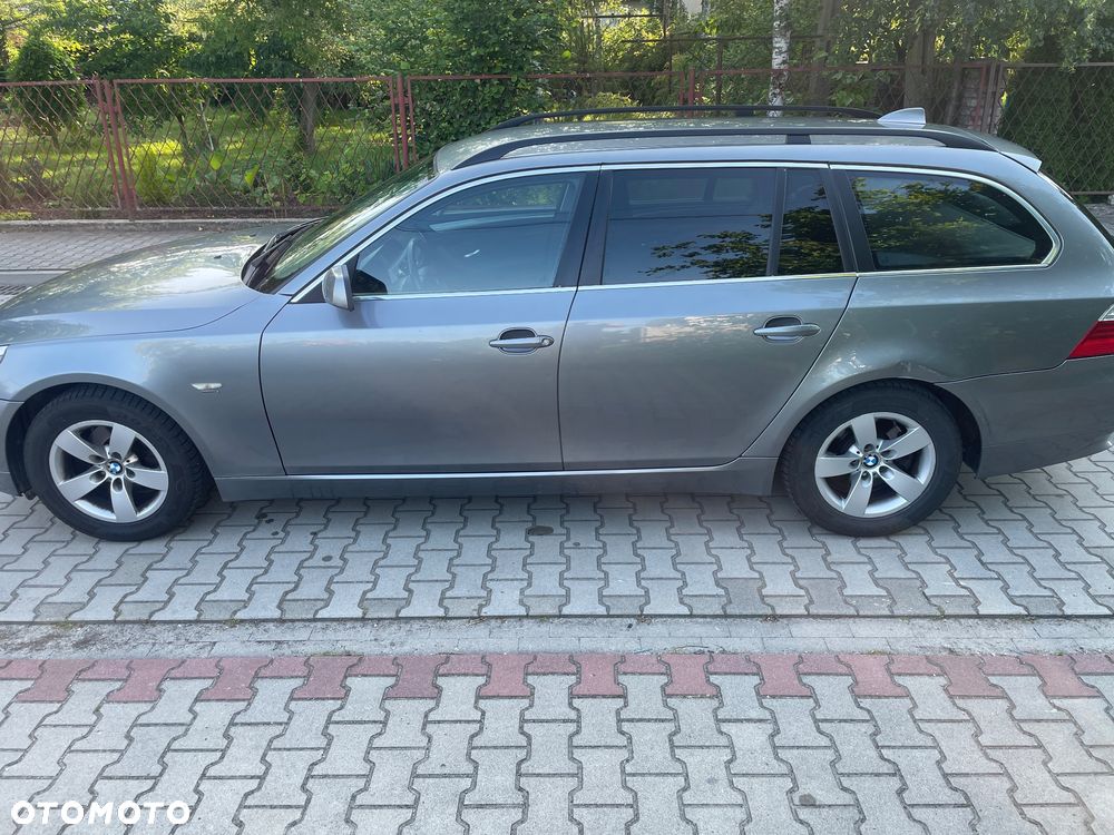 BMW Seria 5 520i - 8