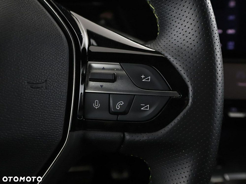 Peugeot 408 1.6 Plug-In Hybrid 225 GT EAT8 - 35