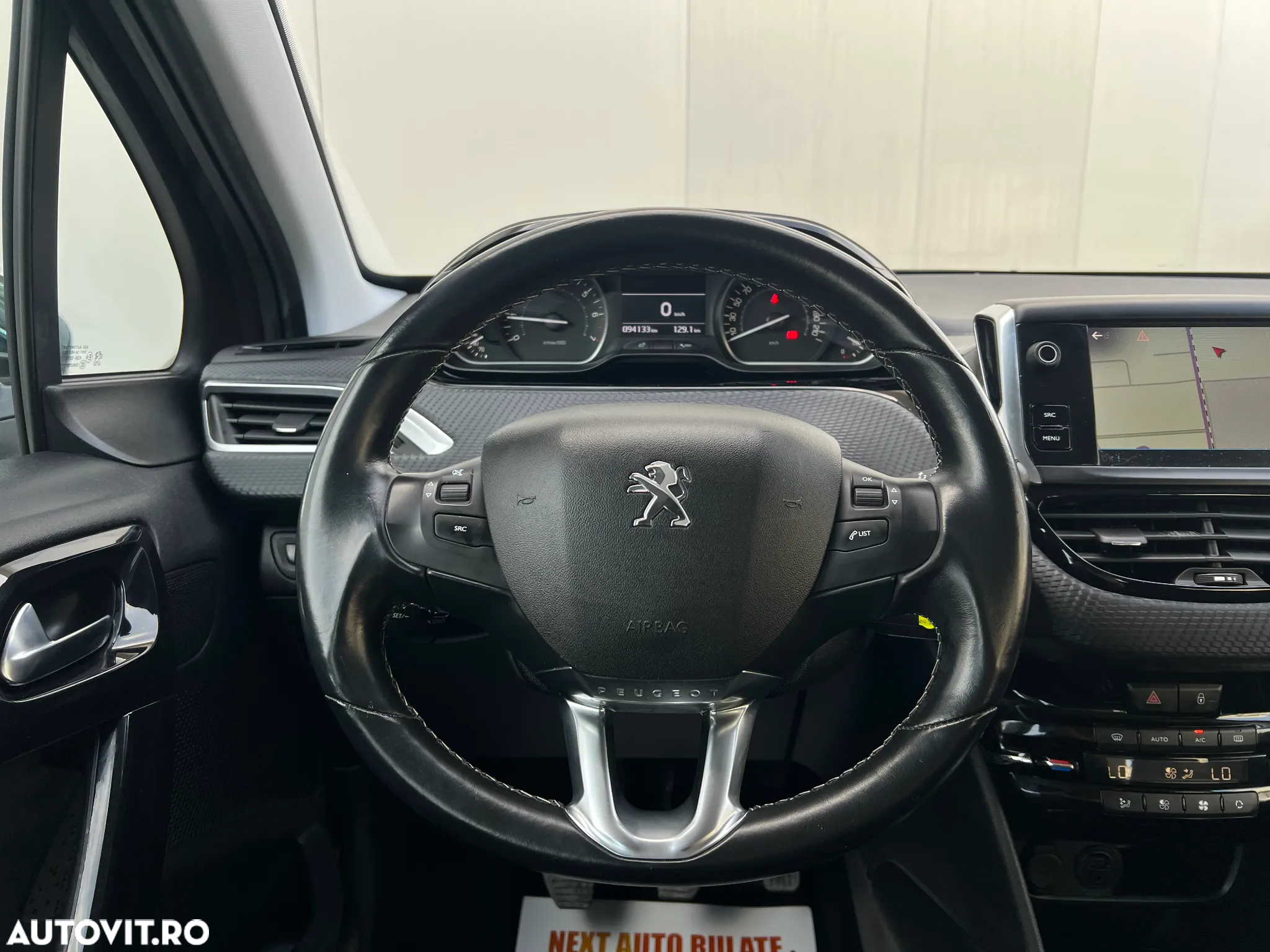 Peugeot 208 PureTech 110 Stop & Start Allure - 14