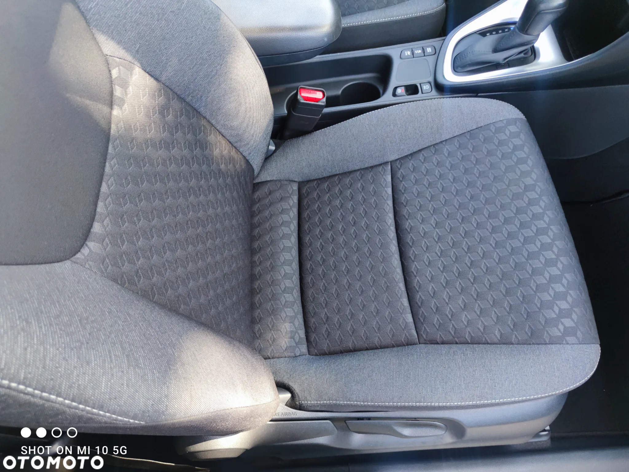 Toyota Yaris 1.5 VVT-iE Luxe - 16