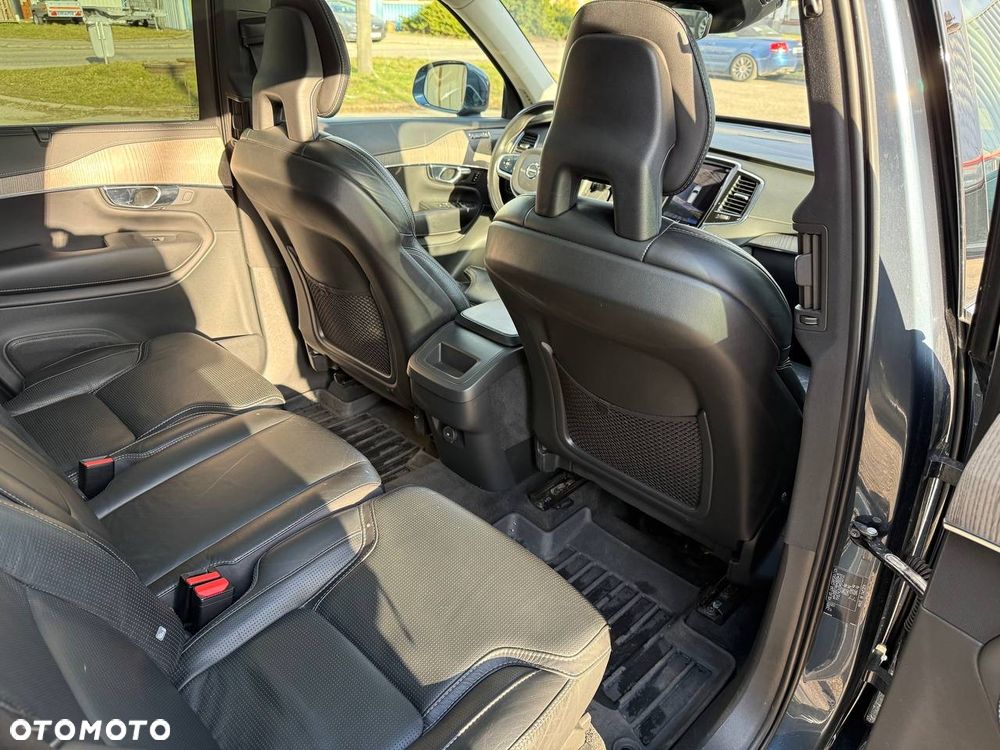 Volvo XC 90 - 13