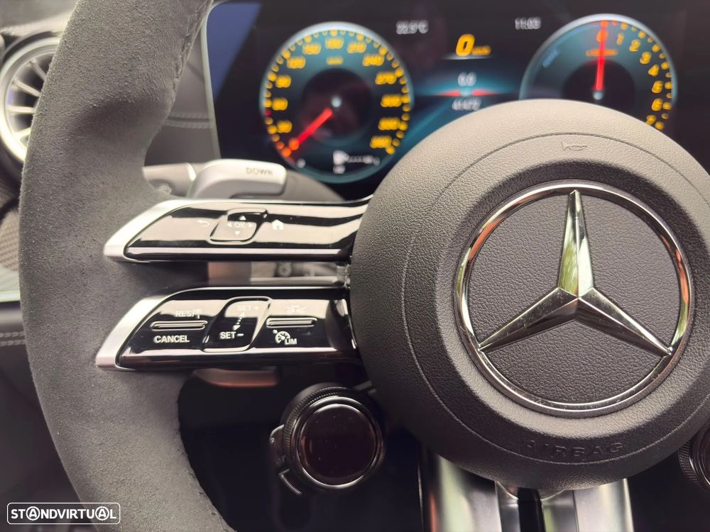 Mercedes-Benz AMG GT 4 portas 63 S E Performance - 17