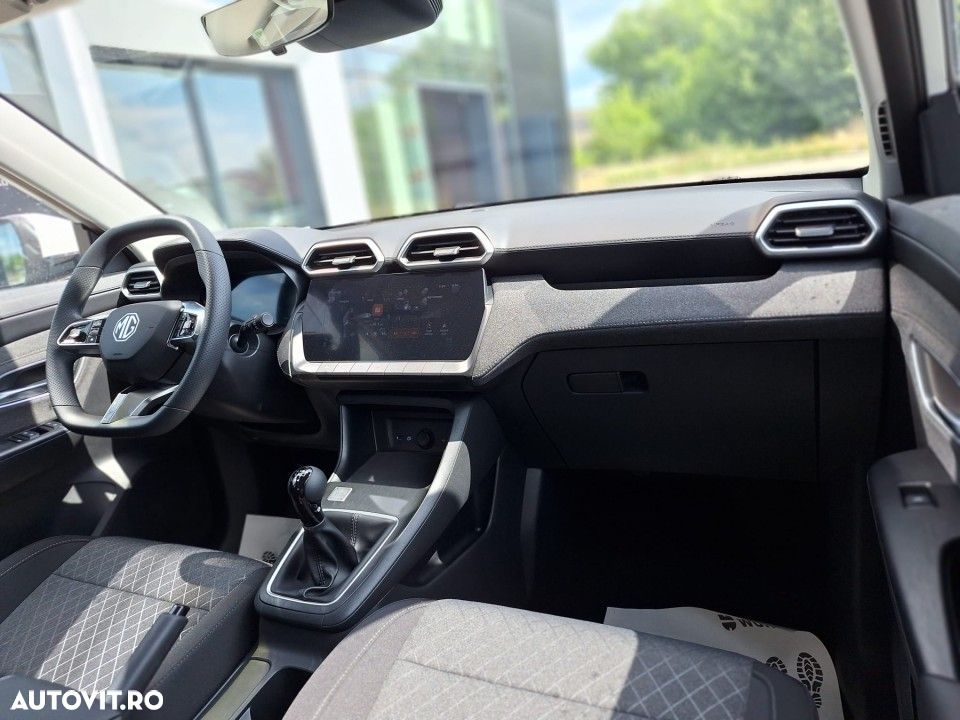MG ZS - 21