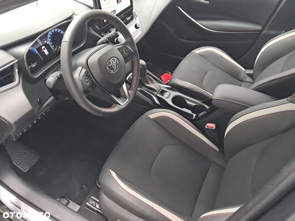 Toyota Corolla - 8