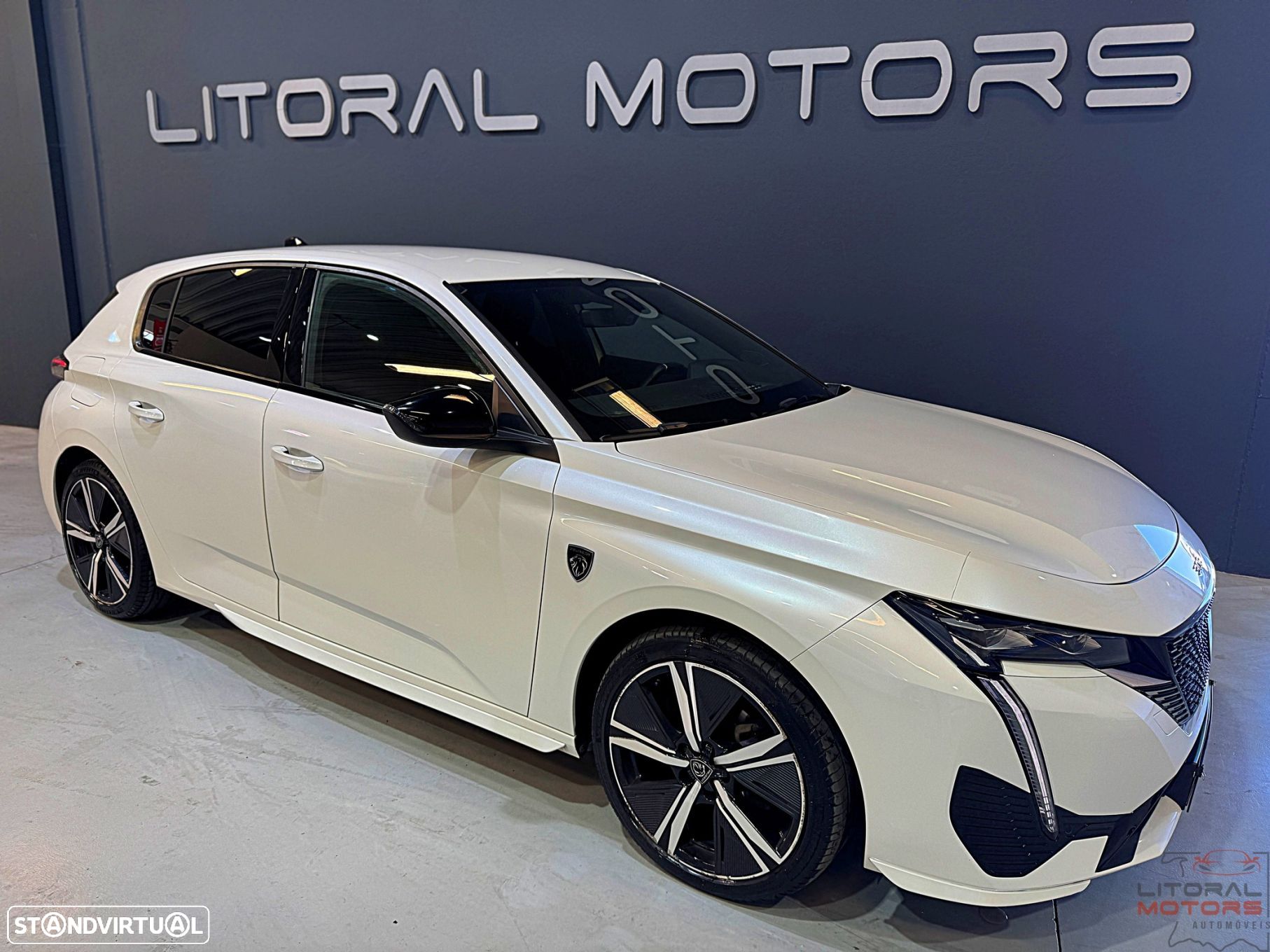 Peugeot 308 1.2 PureTech GT EAT8 - 1