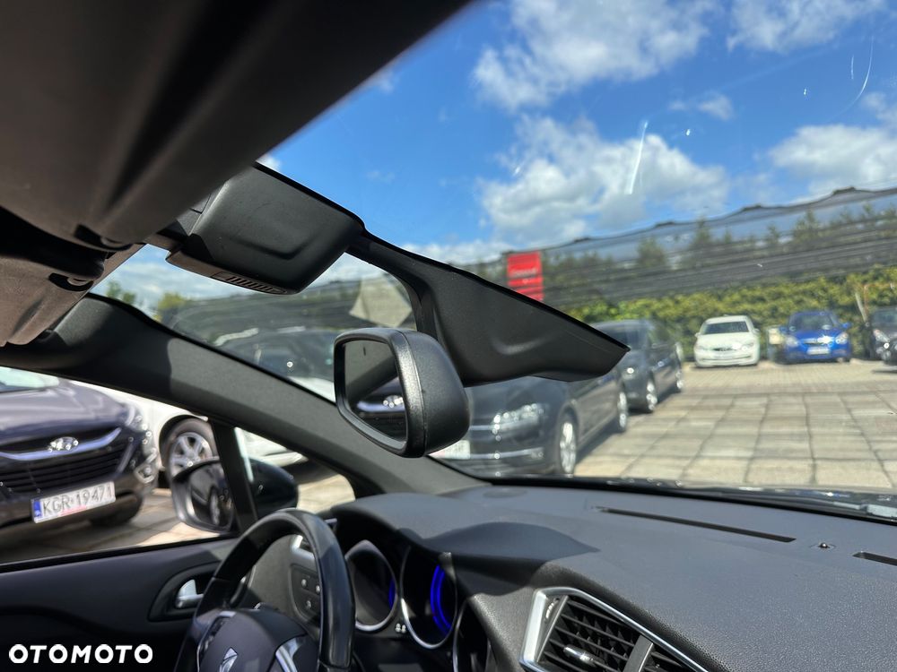 Citroën DS4 HDi 165 Pure Pearl - 25