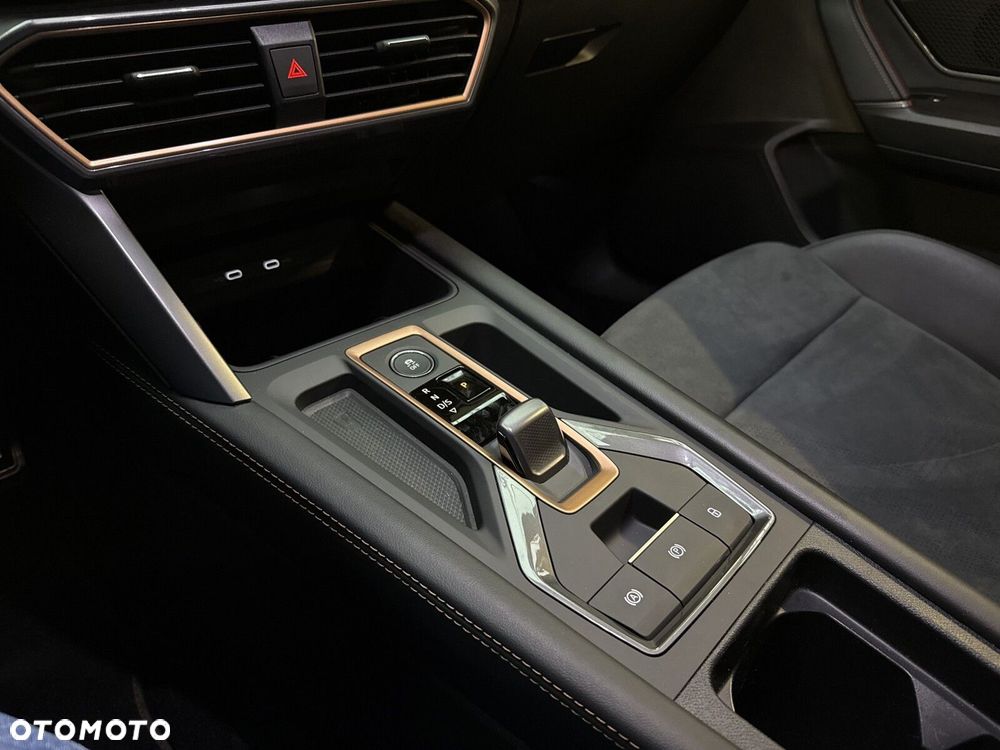 Cupra Formentor 1.5 eTSI mHEV DSG - 25