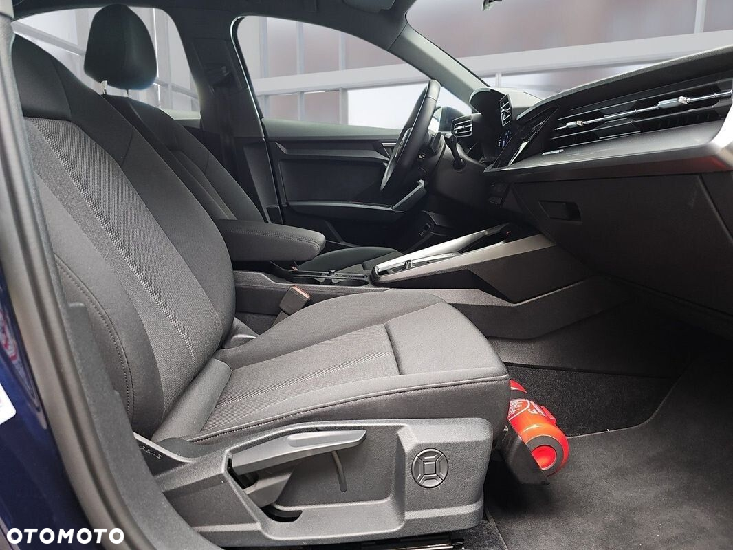 Audi A3 30 TDI S tronic - 22