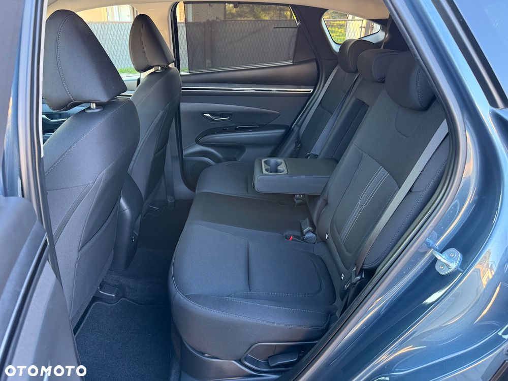 Hyundai Tucson 1.6 T-GDi HEV Executive 2WD - 29