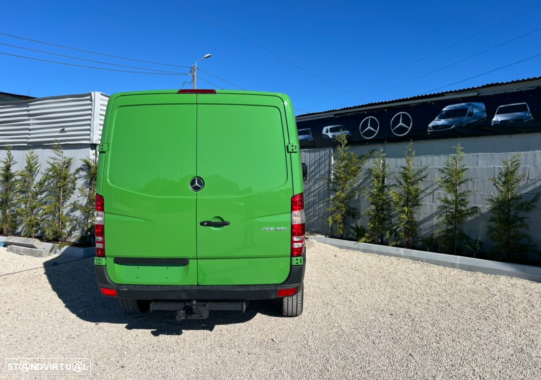 Mercedes-Benz Sprinter - 6