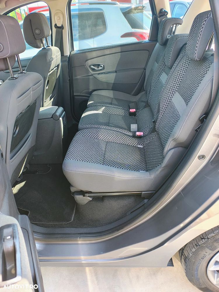 Renault Scenic - 15