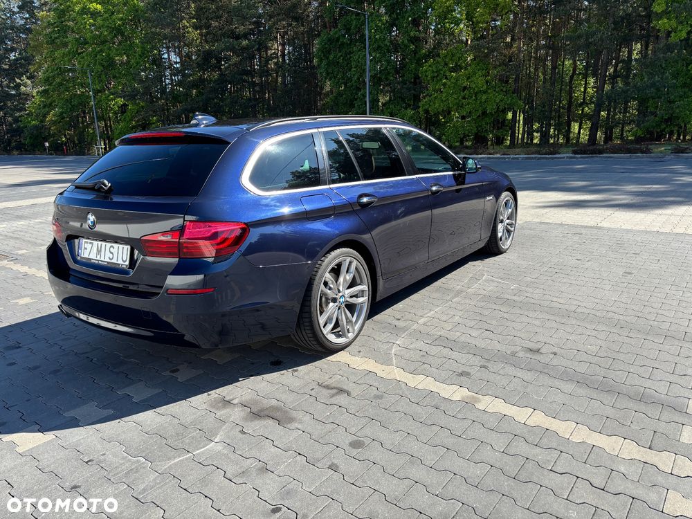 BMW Seria 5 520d xDrive Luxury Line - 2