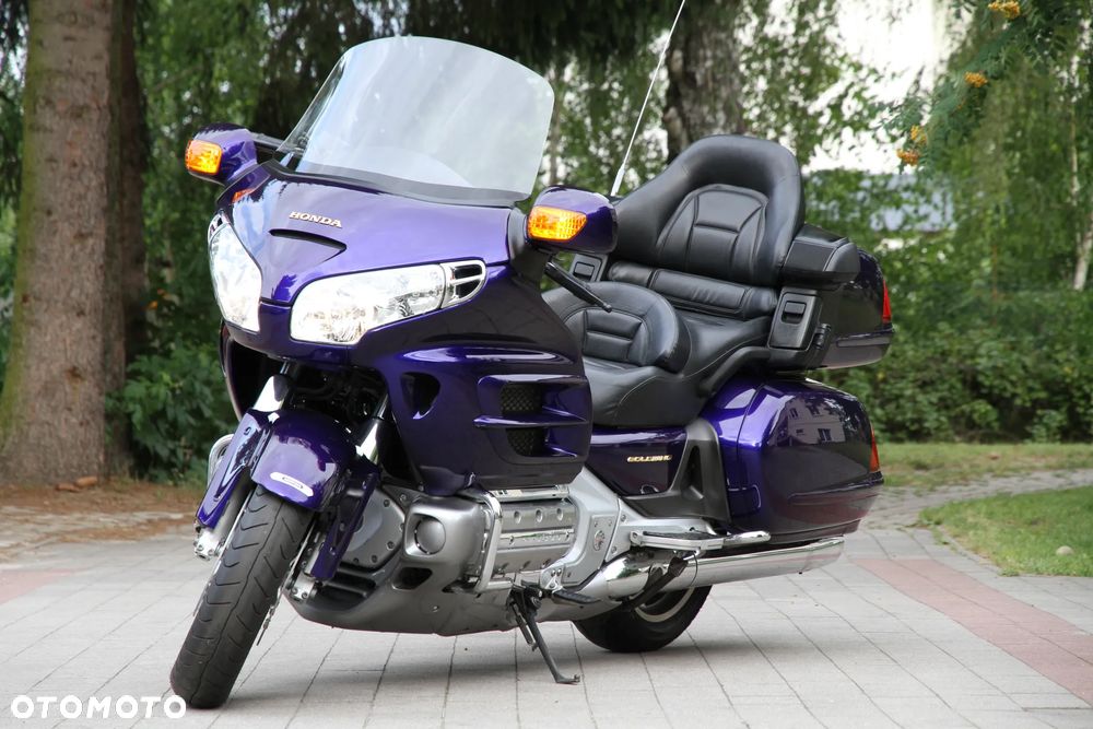 Honda GL - 16