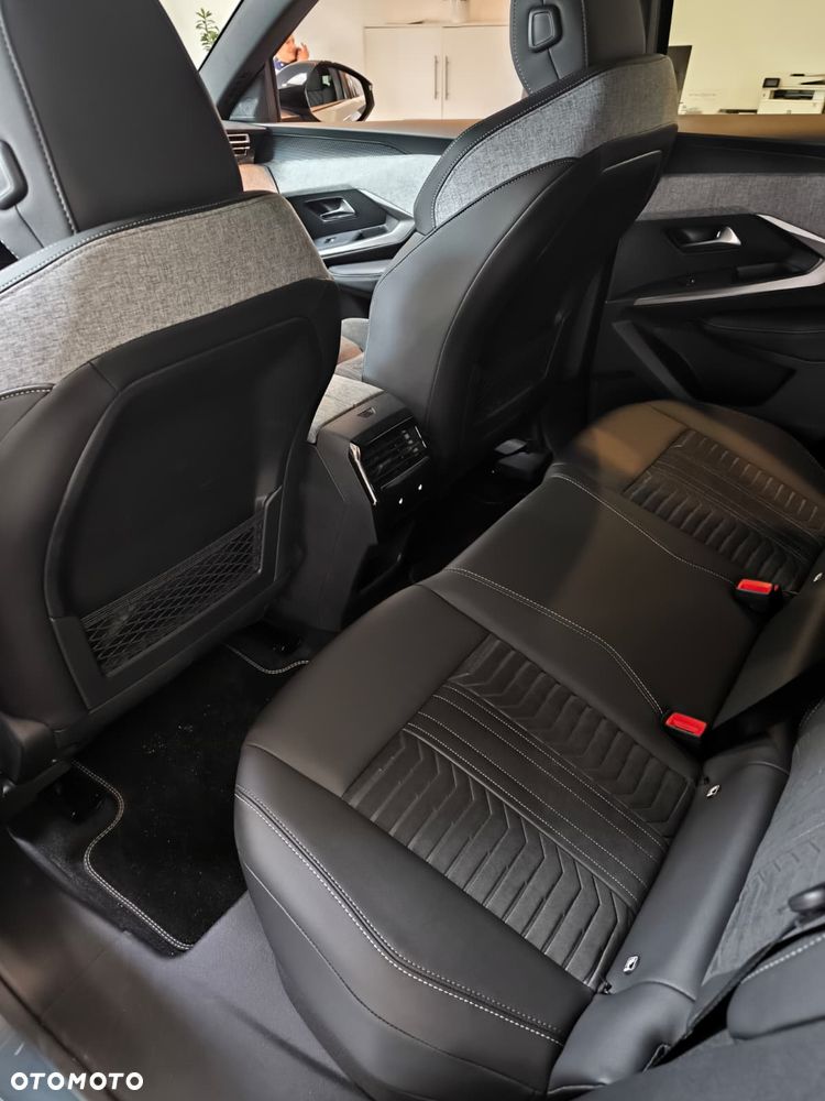 Peugeot 3008 1.2 PureTech mHEV GT E-DCS6 - 14