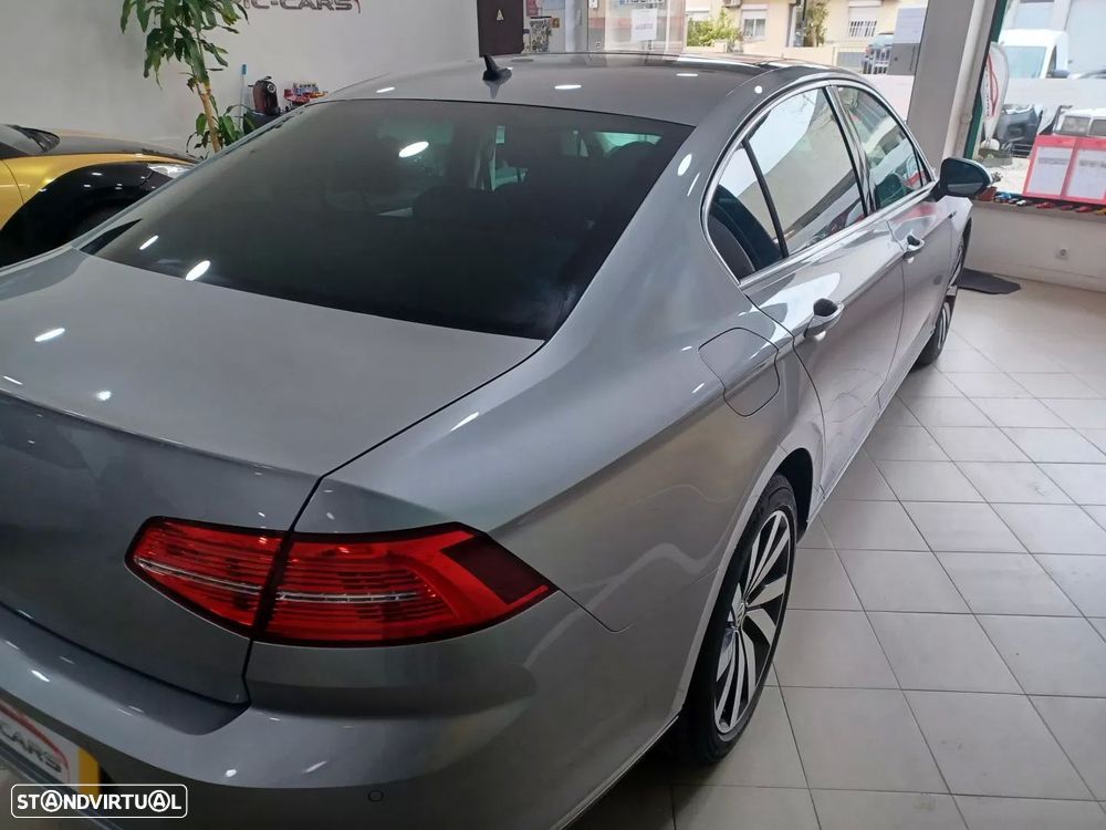 VW Passat 1.4 TSI GTE Plug-in - 8