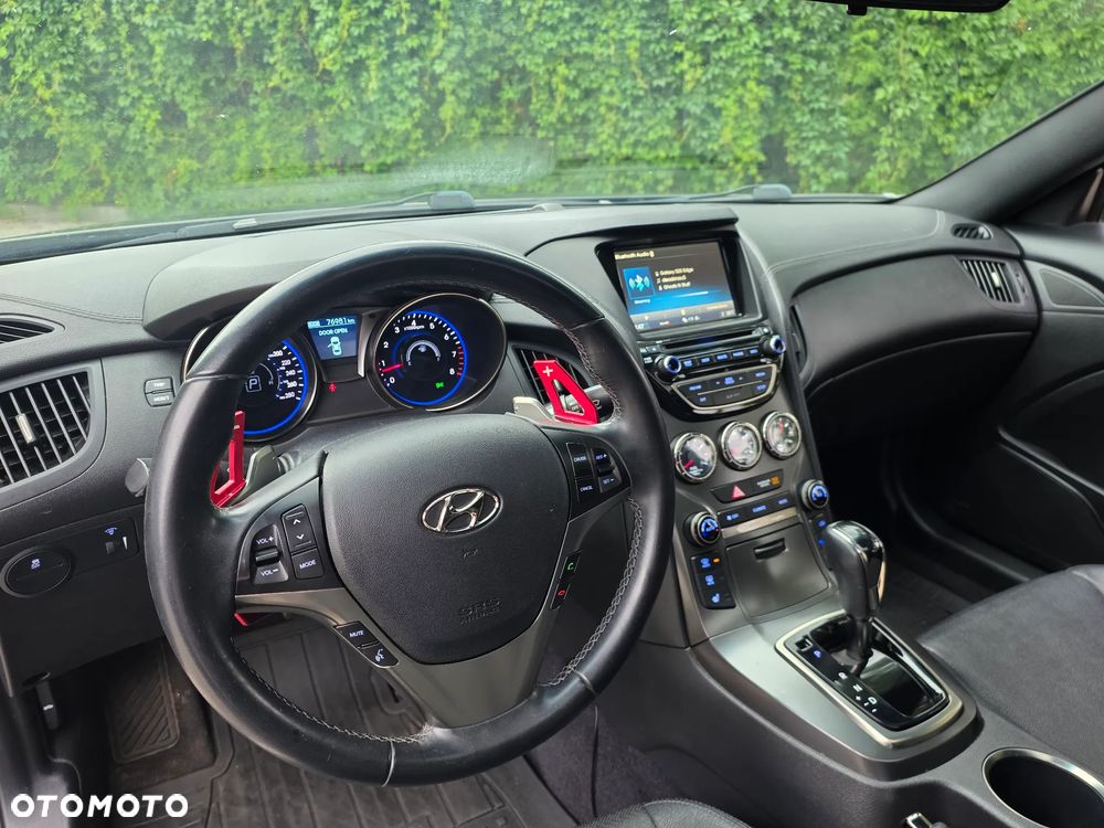Hyundai Genesis - 20