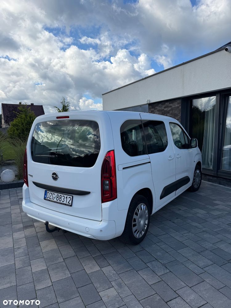 Opel Combo 1.5 CDTI Essentia S&S - 10