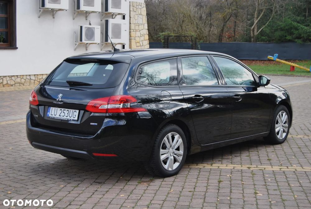 Peugeot 308 HDi FAP 150 Family - 3