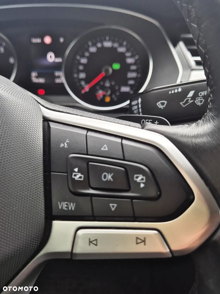 Volkswagen Passat 2.0 TSI Business DSG - 17