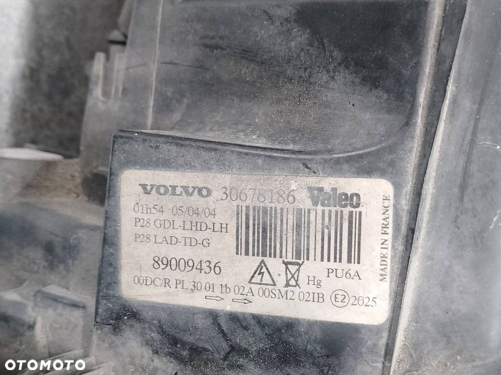 LAMPA PRZÓD LEWA XENON VOLVO XC90 ( 02-14 ) 30678186 89009436 - 5