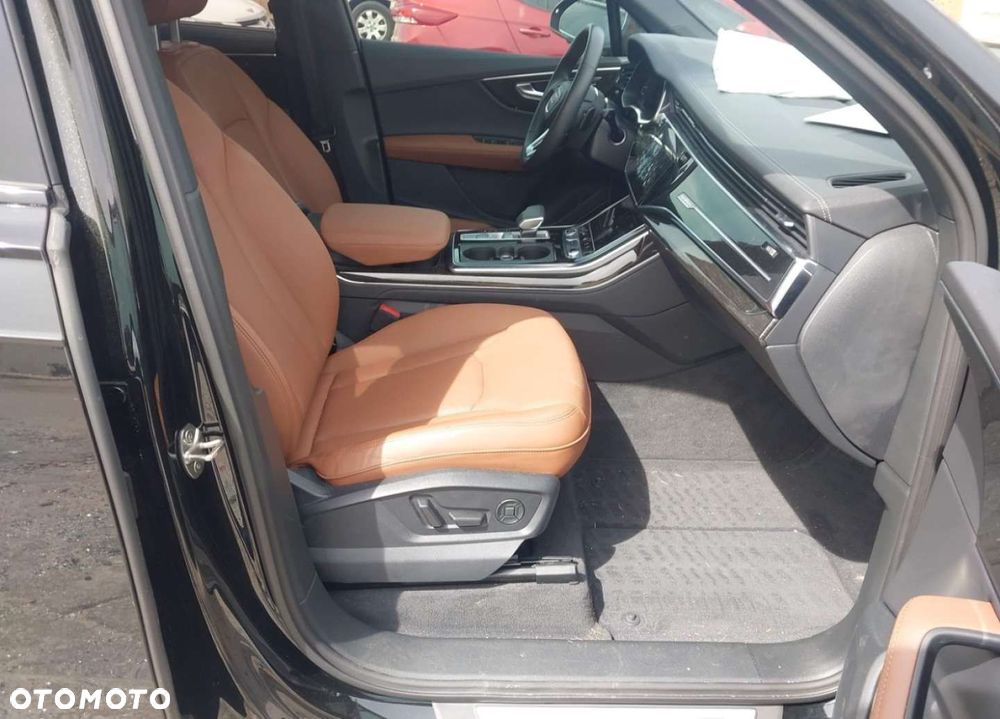 Audi Q7 - 9