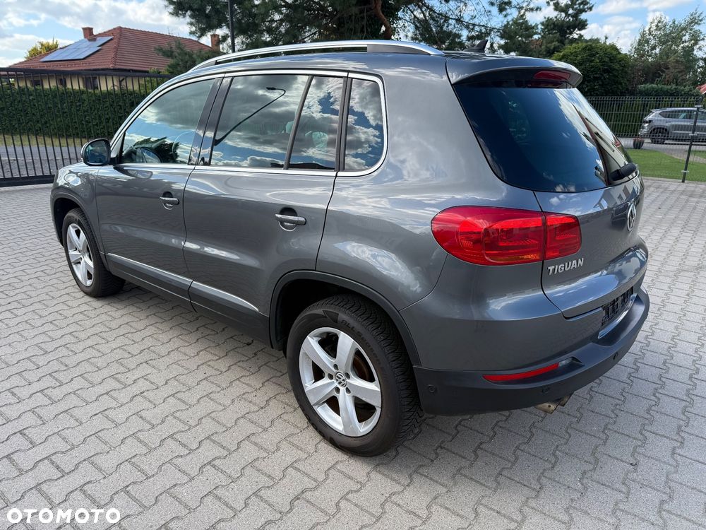 Volkswagen Tiguan - 4