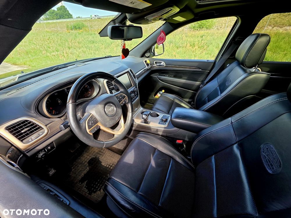 Jeep Grand Cherokee - 8