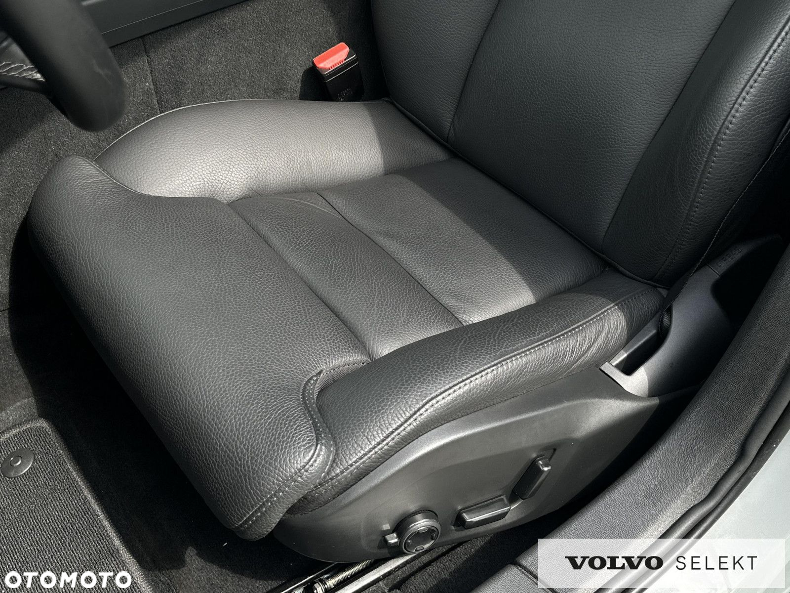 Volvo V60 Cross Country - 12