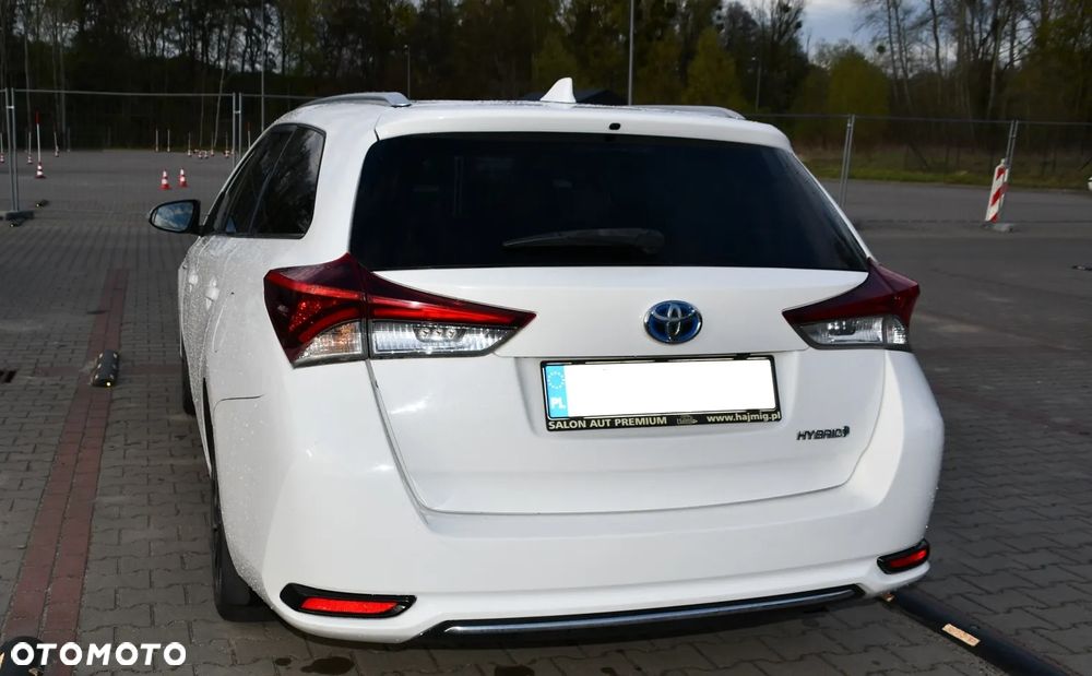 Toyota Auris 1.8 HSD Luna - 3