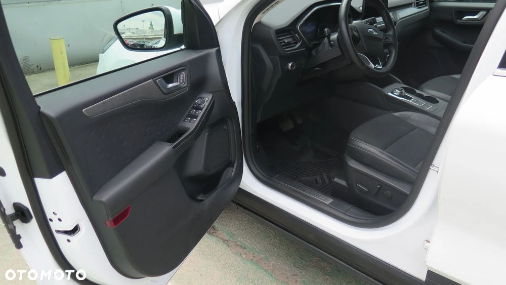 Ford Kuga 2.5P PHEV FWD Titanium - 11